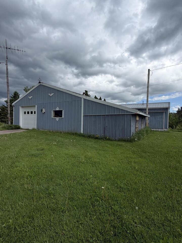 Property Photo: 20021 S Libby Rd MI 49774