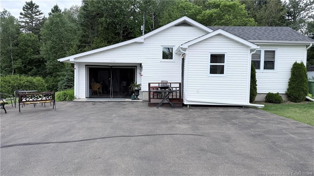 Property Photo:  221 Barrett  NB E7A 1E1 