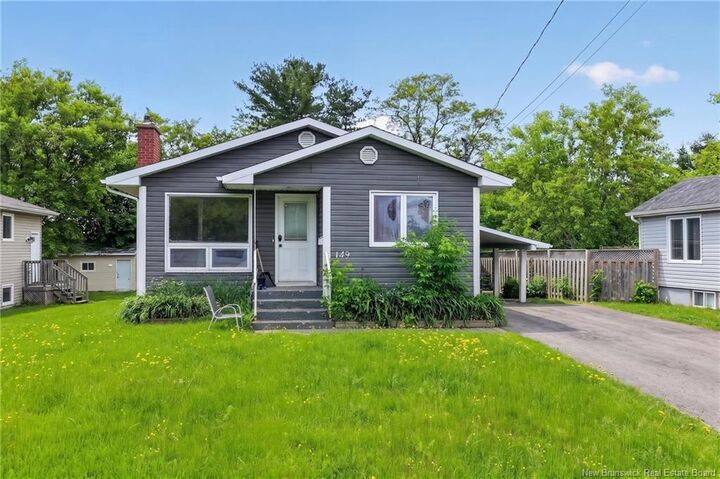 149 Broadway Street — photo 1