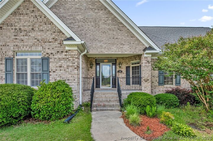 Property Photo:  1309 Oakridge Boulevard  NC 28358 