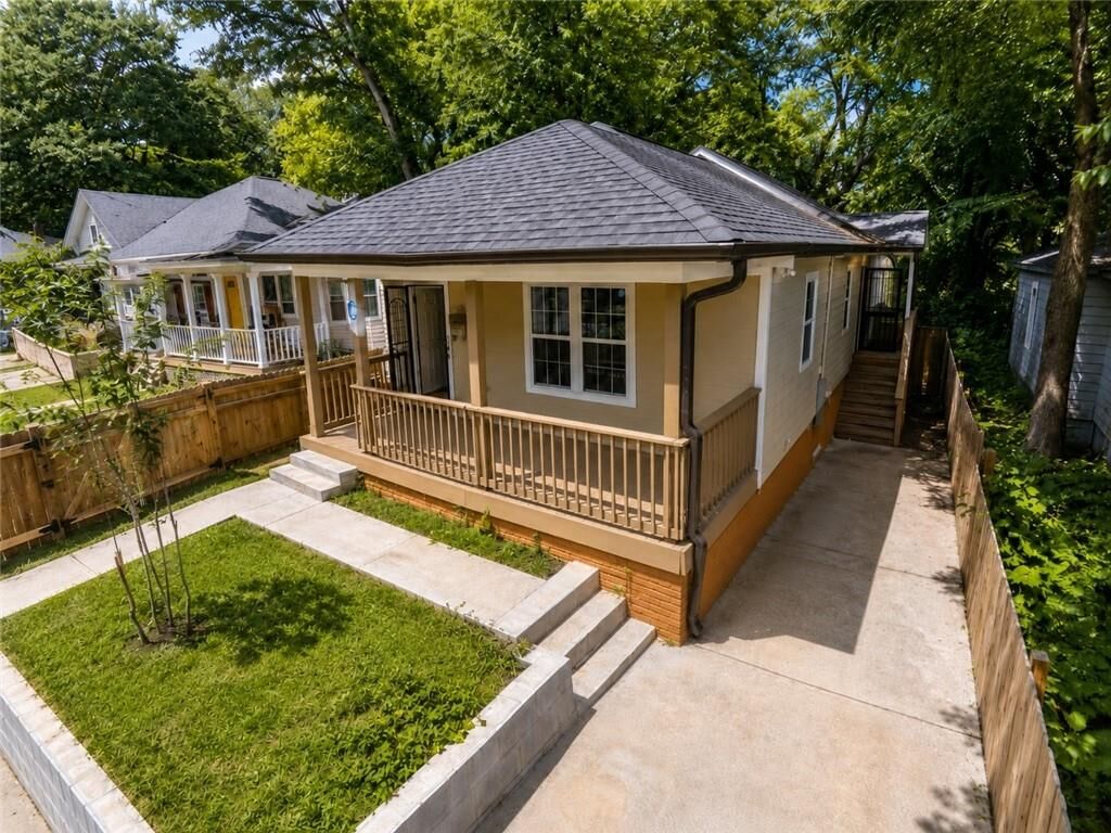Property Photo:  888 Coleman Street  GA 30310 