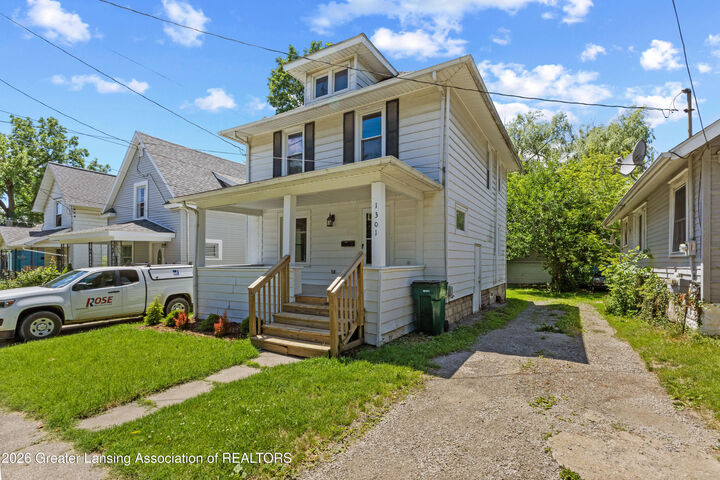 Property Photo: 1301 Vermont Avenue MI 48906