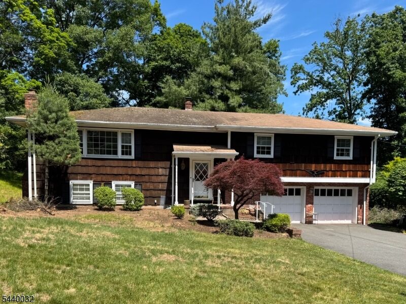 Property Photo: 76 Cider Mill Rd NJ 07506