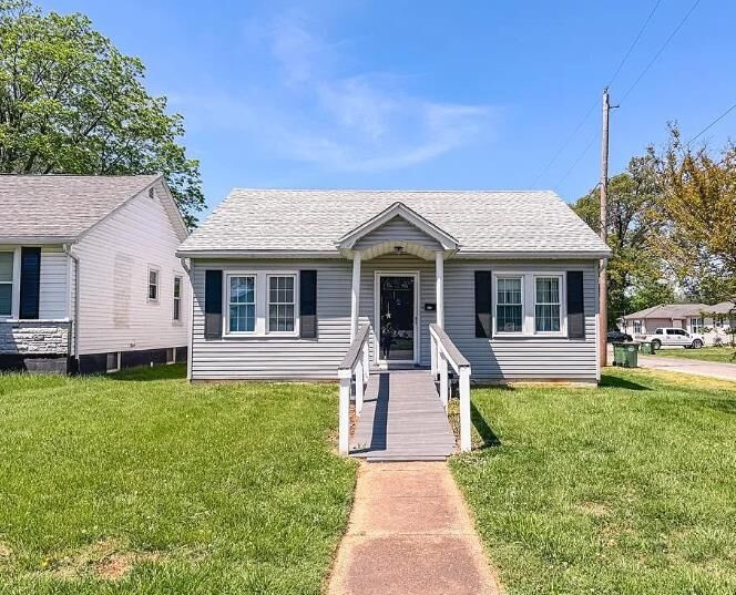 Property Photo:  1000 Mill St  KY 42420 