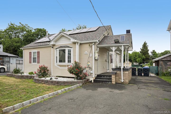 Property Photo:  12 North Street  NY 10993 