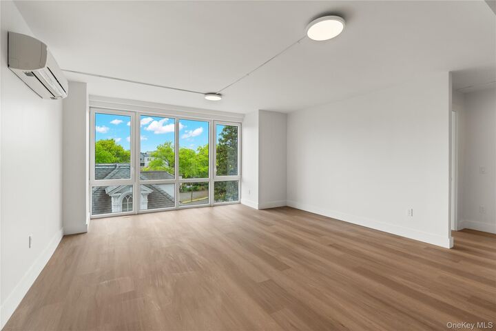 Property Photo: 1 Lyon Place 907 NY 10601