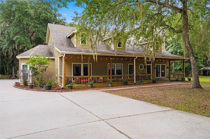 Property Photo: 381 N Jungle Road FL 32732
