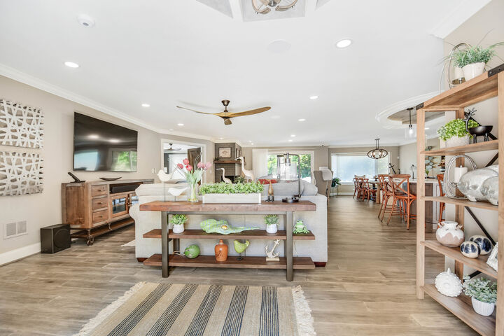 Property Photo: 7826 W Golf Drive 7826 IL 60463