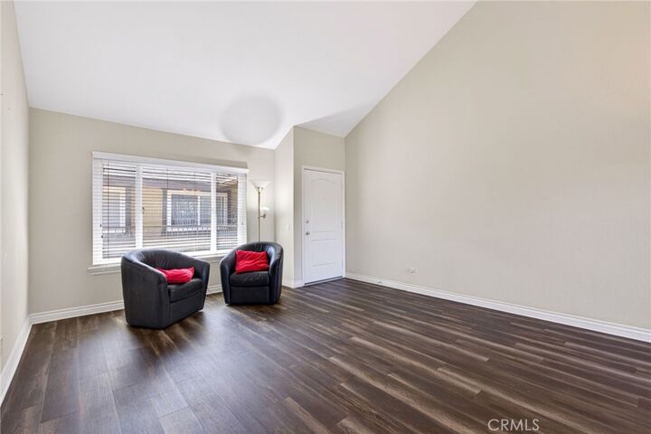 Property Photo:  2925 Spaulding Street 303  CA 90804 