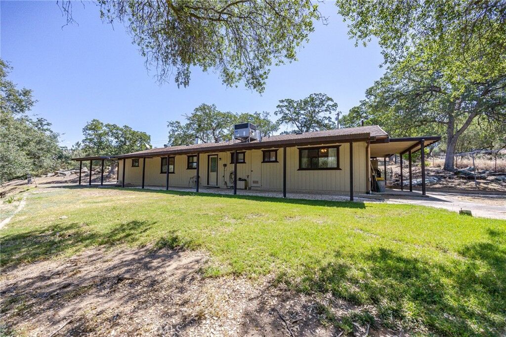 Property Photo:  36846 Batti Road  CA 93614 