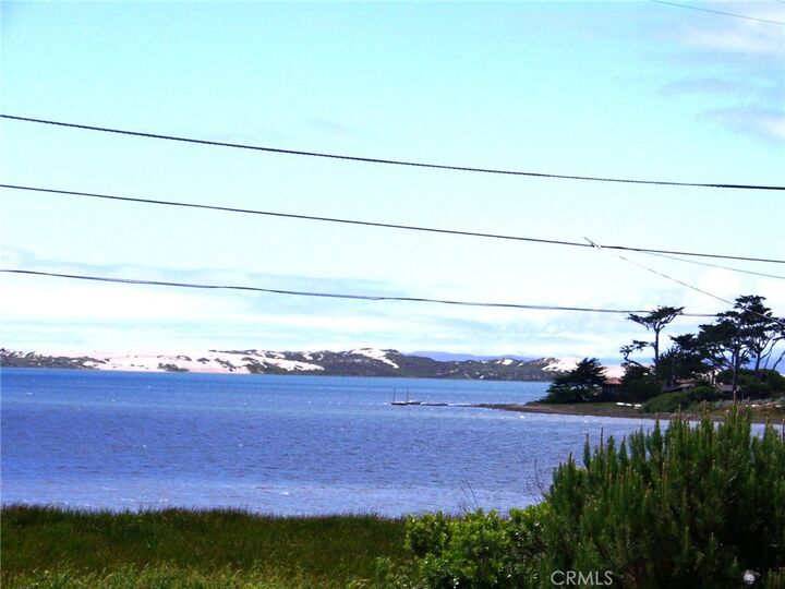 Property Photo:  1556 3rd  CA 93402 