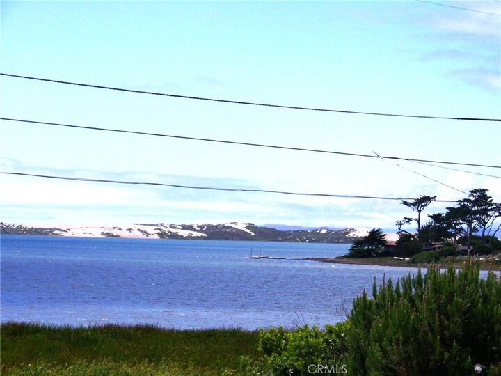 Property Photo:  1556 3rd  CA 93402 