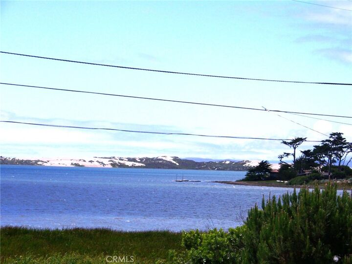 Property Photo:  1556 3rd  CA 93402 