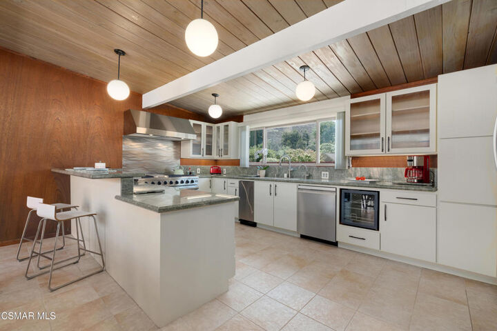 Property Photo: 1509 Campbell Avenue CA 91360