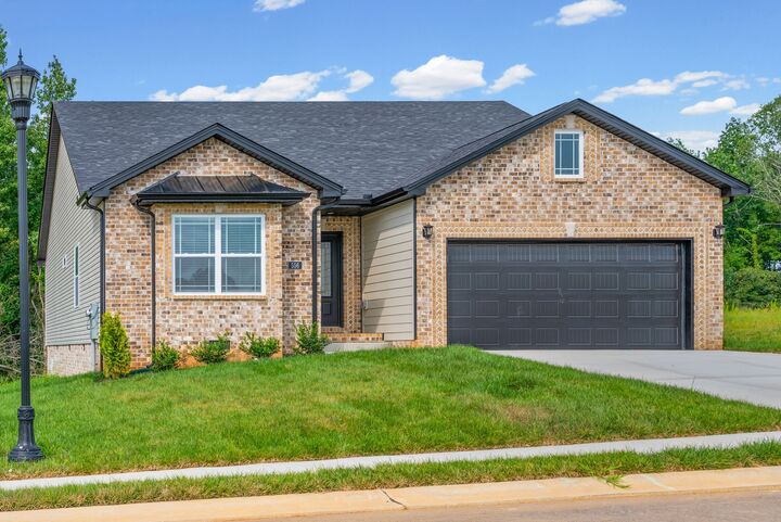 Property Photo: 556 Willow Park Dr TN 37043
