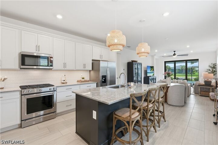 Property Photo: 1940 Sierra Court FL 34120