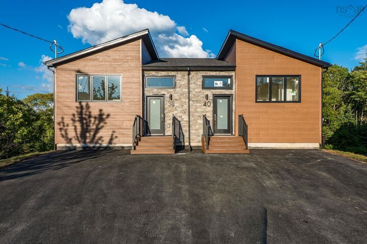 38 Swivel Court — photo 1