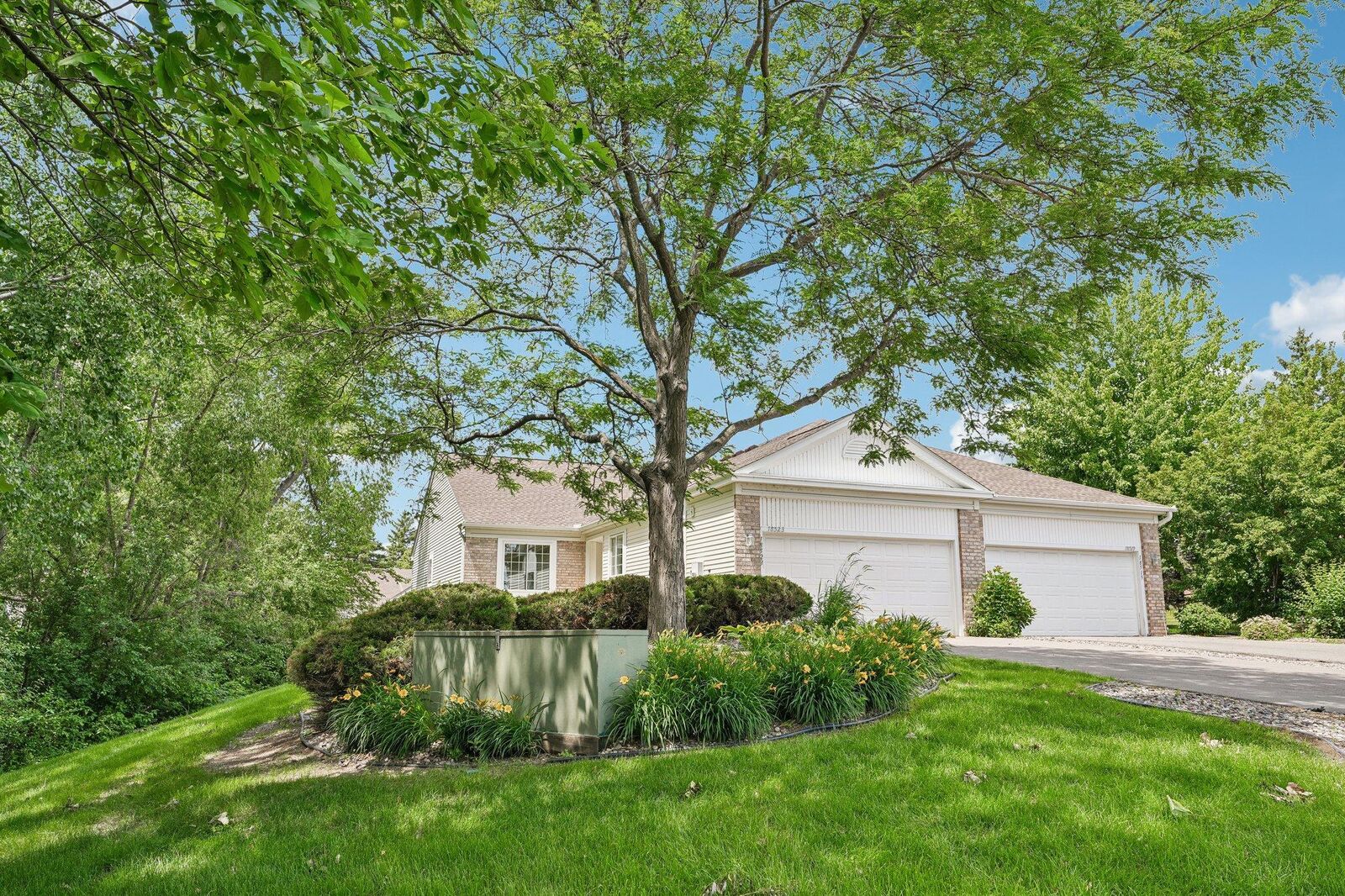 Property Photo: 18523 Orchard Trail MN 55044