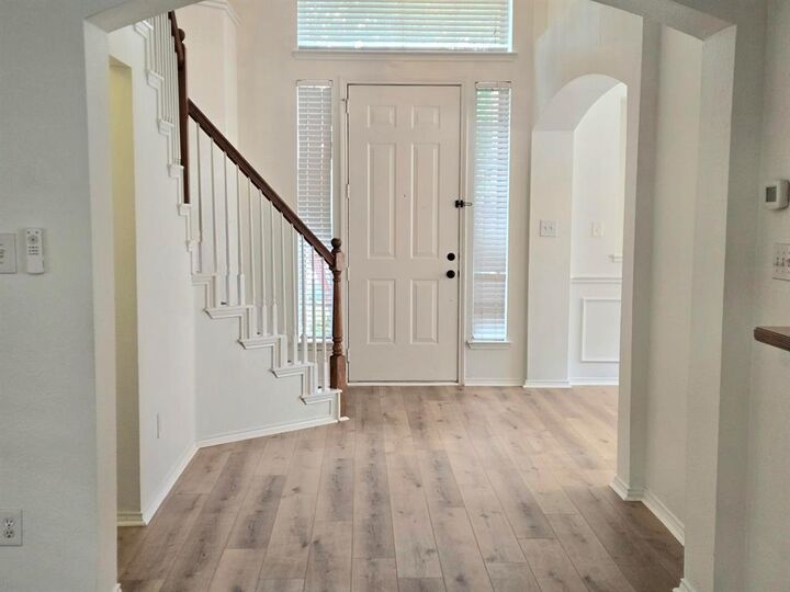 Property Photo: 2040 Londonderry Drive TX 75013