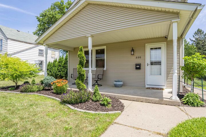 Property Photo:  220 2nd Ave NW  IA 51031 