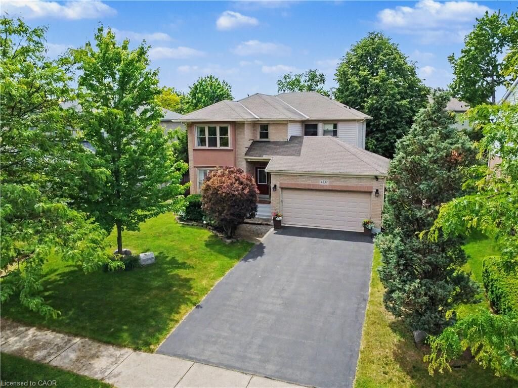 Property Photo: 4237 Millcroft Park Drive ON L7M 3V7