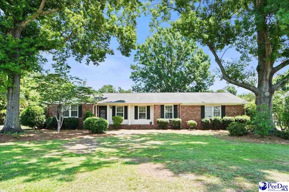 Property Photo:  864 Thunderbird Drive  SC 29501 
