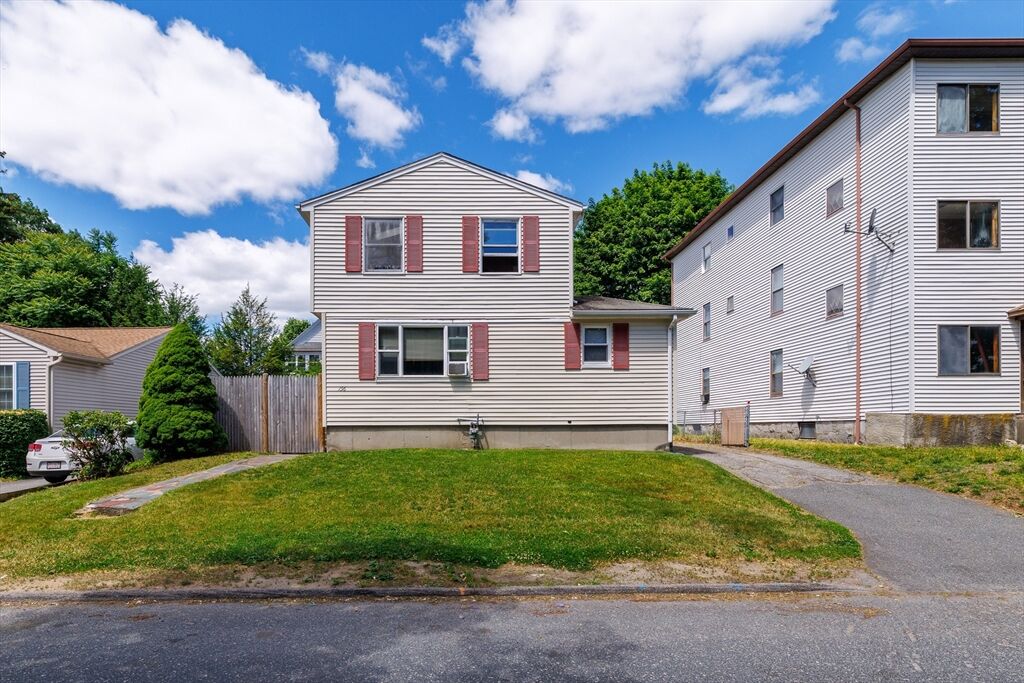 Property Photo:  156 Pilgrim Ave  MA 01604 