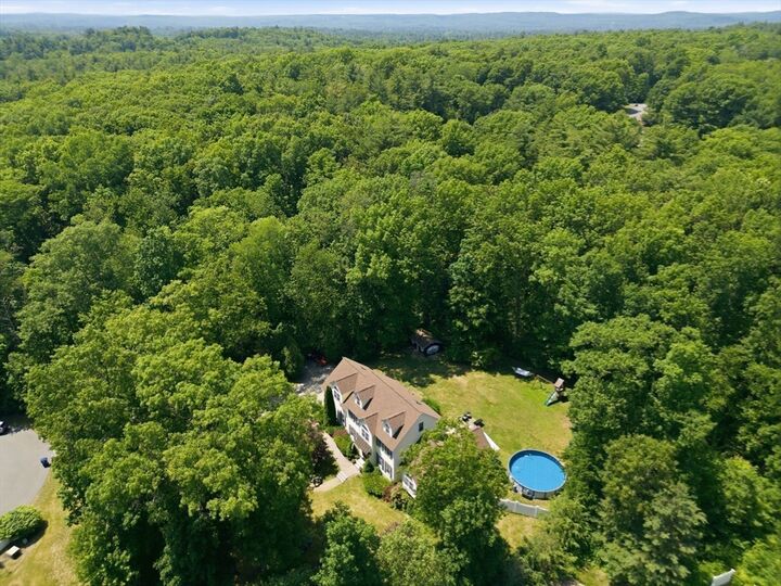 Property Photo:  8 Evergreen Drive  NH 03865 