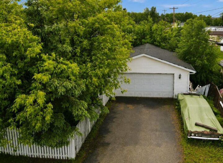 Property Photo: 314 8 Street AB T0H 3Z0
