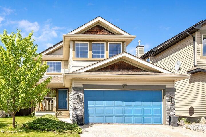 670 Chaparral Drive SE — photo 1