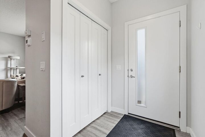 Property Photo:  15 Tuscany Summit Square NW  AB T3L 0G1 