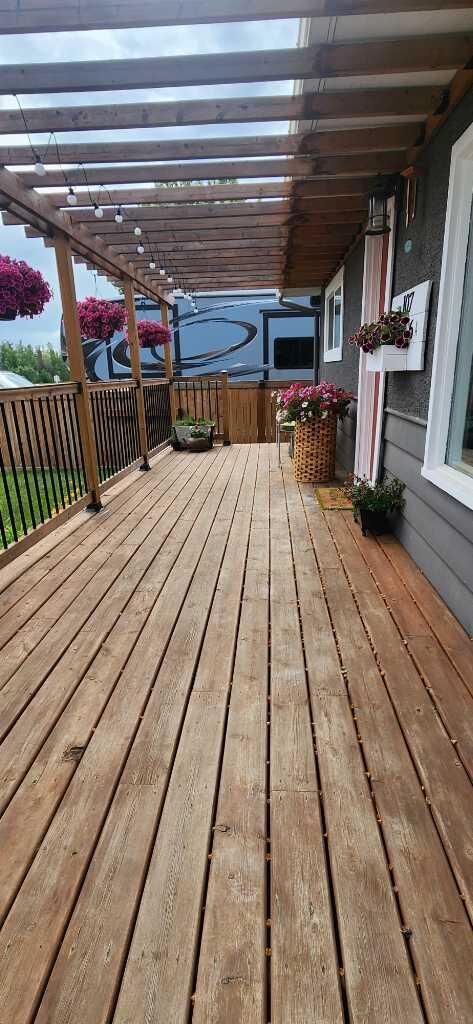 Property Photo: 107 6A AB T0H 0C0