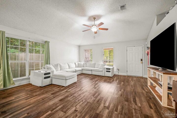 Property Photo:  6014 Montgomery Ave  FL 32526 