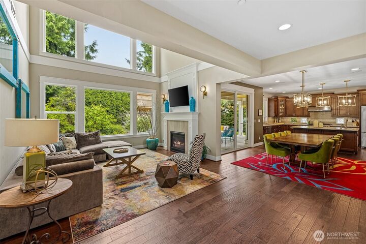 Property Photo:  627 SW 185th Street  WA 98166 
