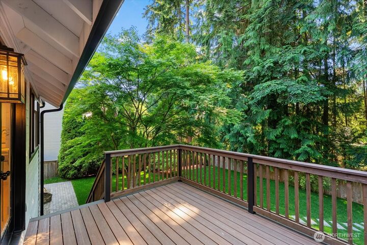 Property Photo: 17621 NE 138th Street WA 98052