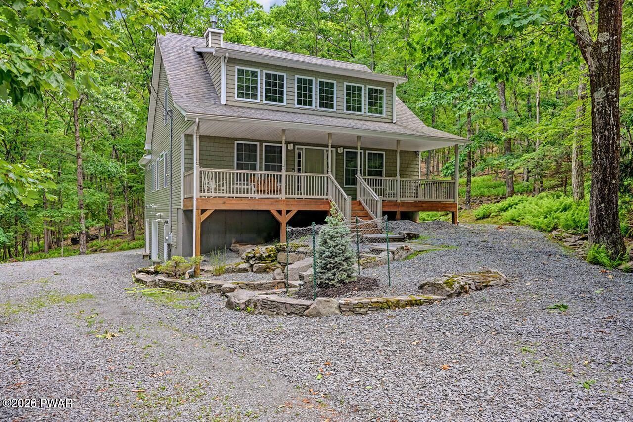 Property Photo:  113 Oriole Place  PA 18435 