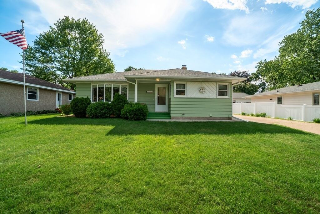 Property Photo: 3030 Jupiter Avenue WI 54703
