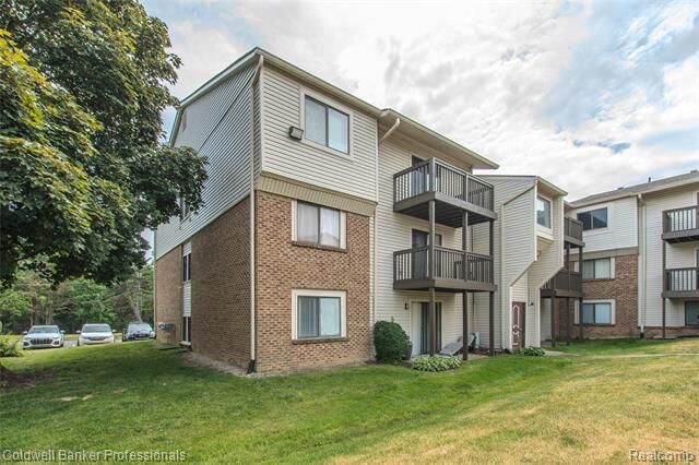 Property Photo: 30078 W 12 Mile Road 99 MI 48334