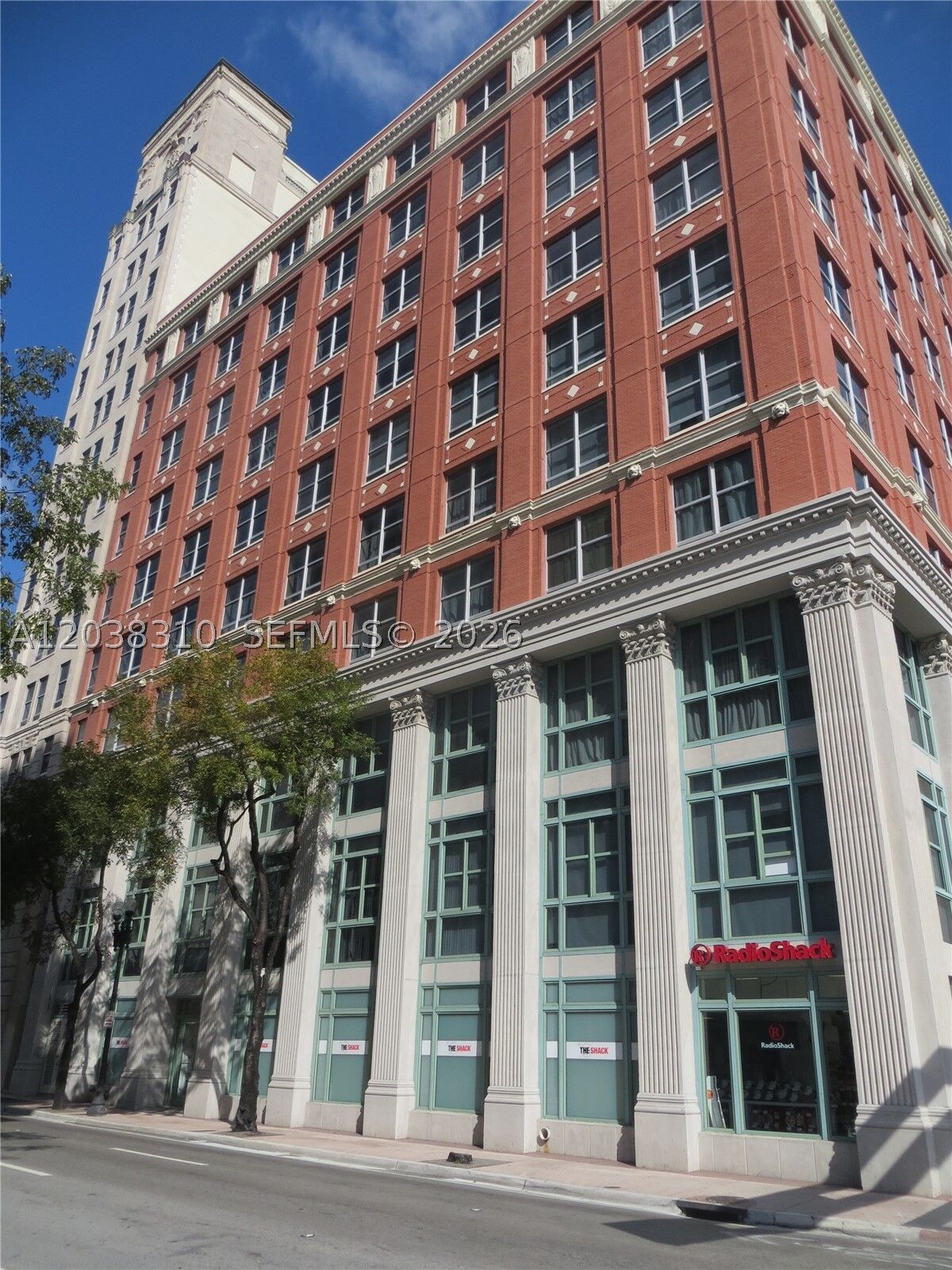 Property Photo:  111 E Flagler St 503  FL 33131 