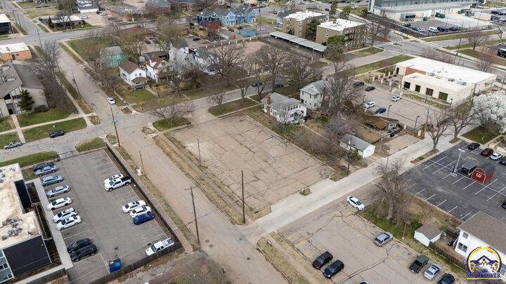 Property Photo:  1272 SW Harrison St  KS 66612 