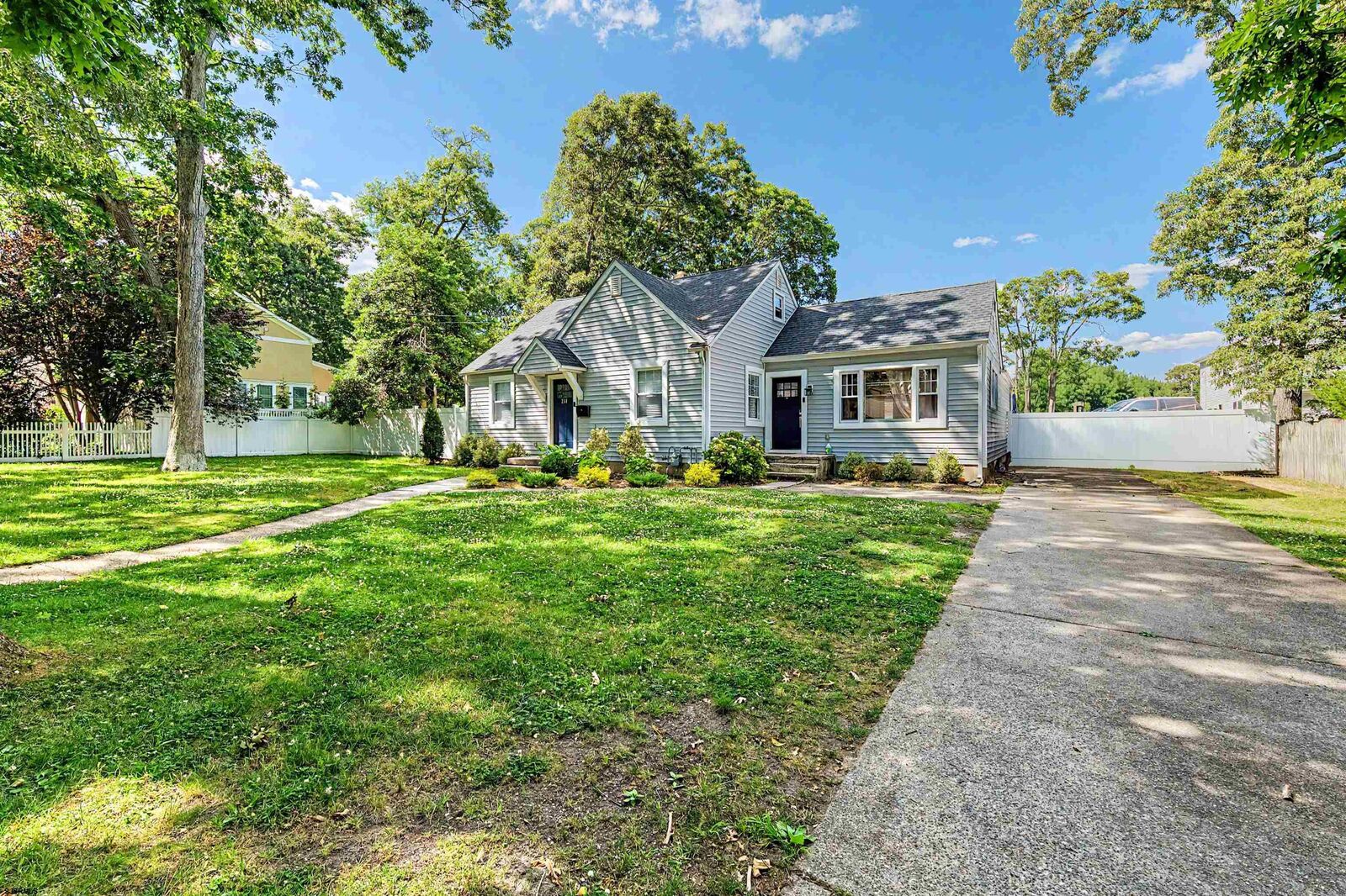Property Photo:  214 Davis Ave  NJ 08221 
