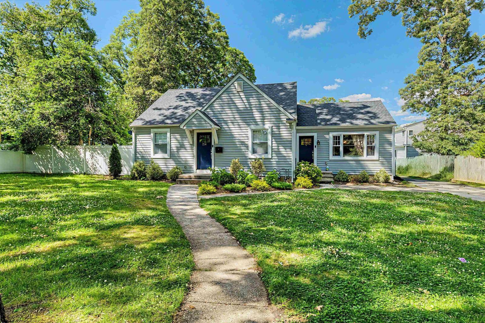 Property Photo:  214 Davis Ave  NJ 08221 