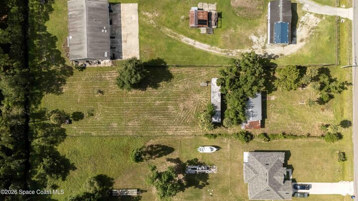 Property Photo:  1121 Saint Nicholas Avenue  FL 32709 