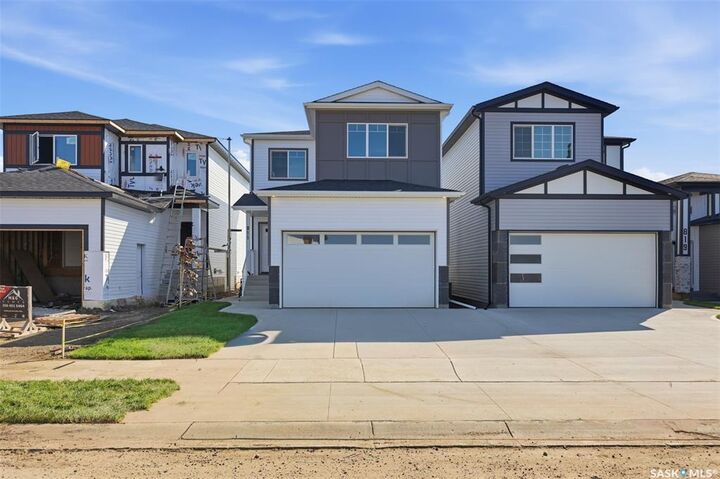 Property Photo: 811 Brighton Boulevard SK S7V 0Y4