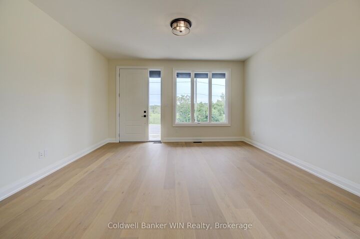 Property Photo: 647 Martin Street ON N0G 2L3