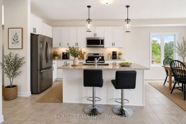 32 Oakmont Drive — photo 1
