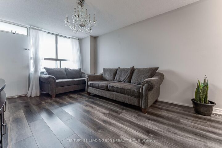 Property Photo:  940 Caledonia Road 611  ON M6B 2G8 