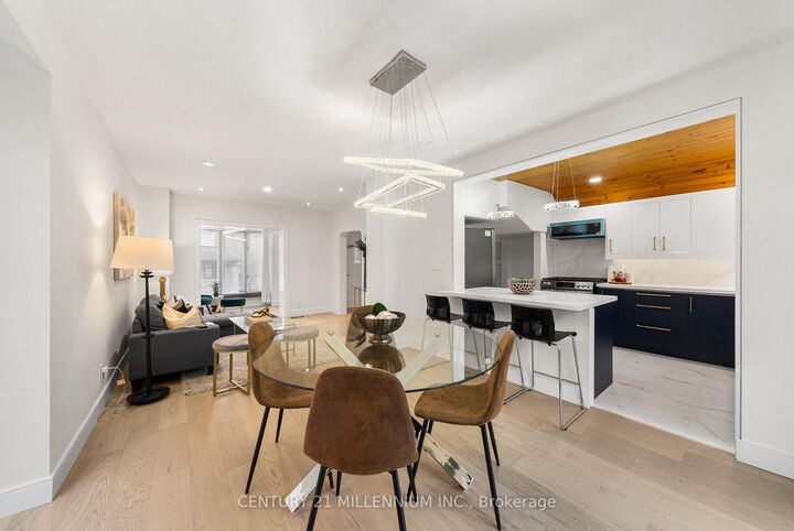 Property Photo:  134 Helendale Avenue  ON M4R 1C7 