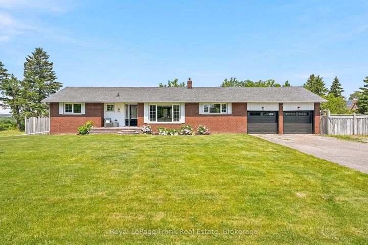 1385 Highway 7A Highway — photo 1
