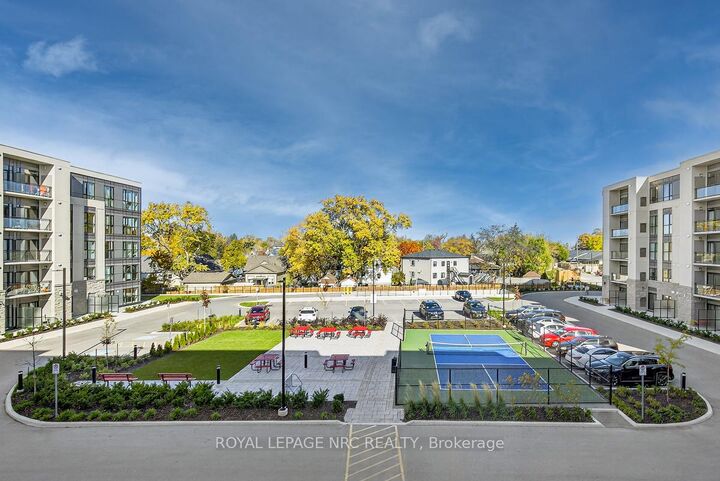 Property Photo: 50 Herrick Avenue Lp19 ON L2P 2T9